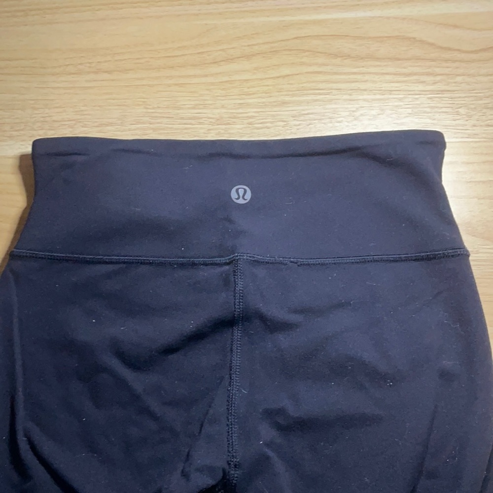 Lululemon cropped leggings
